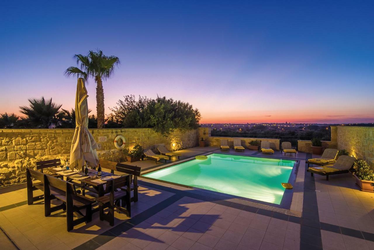 Blueberry Hills Villa Żejtun Eksteriør bilde